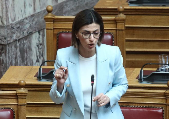 &Alpha;&nu;&alpha;&pi;&lambda;&eta;&rho;ώ&tau;&rho;&iota;&alpha; &Upsilon;&pi;&omicron;&upsilon;&rho;&gamma;ό&sigmaf; &Upsilon;&gamma;&epsilon;ί&alpha;&sigmaf;: "6.500 &pi;&rho;&omicron;&sigma;&lambda;ή&psi;&epsilon;&iota;&sigmaf; &sigma;&tau;&alpha; &nu;&omicron;&sigma;&omicron;&kappa;&omicron;&mu;&epsilon;ί&alpha;, &delta;&eta;&mu;&iota;&omicron;&upsilon;&rho;&gamma;&omicron;ύ&nu;&tau;&alpha;&iota; 305 &nu;έ&omicron;&iota; &sigma;&tau;&alpha;&theta;&mu;&omicron;ί &tau;&eta;&lambda;&epsilon;ϊ&alpha;&tau;&rho;&iota;&kappa;ή&sigmaf;"