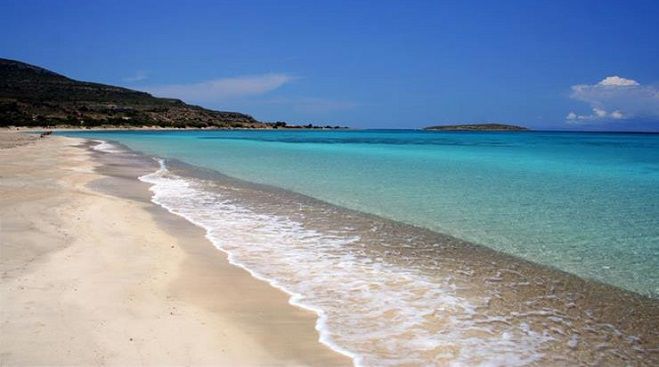 Κρυστάλλινα νερά και αμμουδιά στις παραλίες της Ελαφονήσου (vd)!