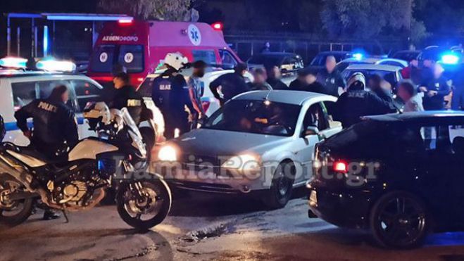 &Sigma;&omicron;&kappa;&alpha;&rho;&iota;&sigma;&tau;&iota;&kappa;έ&sigmaf; &epsilon;&iota;&kappa;ό&nu;&epsilon;&sigmaf; | Ά&gamma;&rho;&iota;&alpha; &epsilon;&pi;ί&theta;&epsilon;&sigma;&eta; &rho;&omicron;&mu;ά &sigma;&epsilon; &pi;&lambda;&alpha;&tau;&epsilon;ί&alpha; &tau;&eta;&sigmaf; &Lambda;&alpha;&mu;ί&alpha;&sigmaf; - &Xi;&upsilon;&lambda;&omicron;&kappa;ό&pi;&eta;&sigma;&alpha;&nu; &delta;&eta;&mu;&omicron;&tau;&iota;&kappa;ό &alpha;&sigma;&tau;&upsilon;&nu;&omicron;&mu;&iota;&kappa;ό (vd)