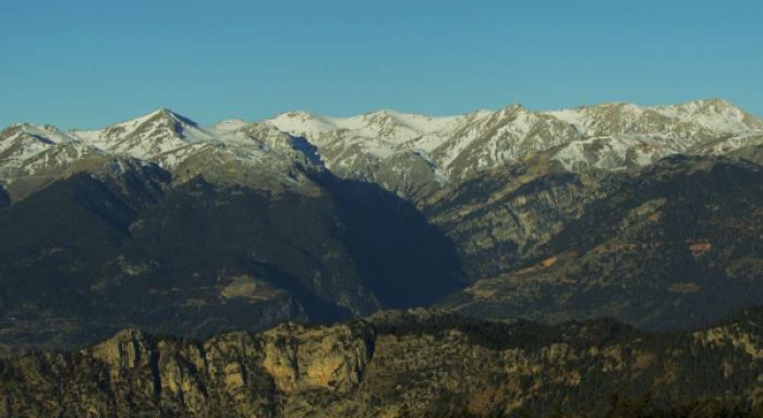 &Epsilon;&Omicron;&Sigma; | &Omicron;&rho;&epsilon;&iota;&beta;&alpha;&tau;&iota;&kappa;ή &epsilon;&xi;ό&rho;&mu;&eta;&sigma;&eta; &sigma;&tau;&eta; &Gamma;&kappa;&iota;ώ&nu;&alpha;, &gamma;&iota;&alpha; &tau;&omicron; &tau;&rho;&iota;ή&mu;&epsilon;&rho;&omicron; &tau;&omicron;&upsilon; &Alpha;&gamma;ί&omicron;&upsilon; &Pi;&nu;&epsilon;ύ&mu;&alpha;&tau;&omicron;&sigmaf;