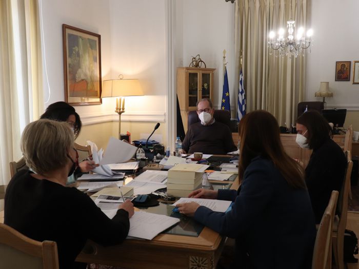 &Sigma;&tau;&eta;&nu; &tau;&epsilon;&lambda;&iota;&kappa;ή &epsilon;&upsilon;&theta;&epsilon;ί&alpha; &eta; &tau;&omicron;&upsilon;&rho;&iota;&sigma;&tau;&iota;&kappa;ή &iota;&sigma;&tau;&omicron;&sigma;&epsilon;&lambda;ί&delta;&alpha; &tau;&eta;&sigmaf; &Pi;&epsilon;&rho;&iota;&phi;έ&rho;&epsilon;&iota;&alpha;&sigmaf; &Pi;&epsilon;&lambda;&omicron;&pi;&omicron;&nu;&nu;ή&sigma;&omicron;&upsilon;