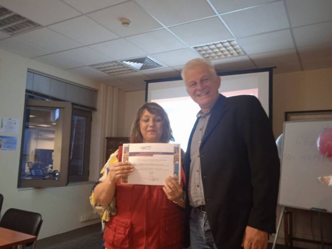 &Epsilon;&pi;&iota;&tau;&upsilon;&chi;&eta;&mu;έ&nu;&eta; &eta; &delta;&iota;&pi;&lambda;ή &epsilon;&kappa;&delta;ή&lambda;&omega;&sigma;&eta; &mu;&epsilon; &tau;&eta;&nu; Έ&kappa;&theta;&epsilon;&sigma;&eta; &zeta;&omega;&gamma;&rho;&alpha;&phi;&iota;&kappa;ή&sigmaf; &gamma;&iota;&alpha; &tau;&eta;&nu; &Gamma;&iota;&omicron;&rho;&tau;ή &tau;&omicron;&upsilon; &Pi;&alpha;&tau;έ&rho;&alpha; &kappa;&alpha;&iota; &tau;&iota;&sigmaf; &kappa;&alpha;&lambda;&omicron;&kappa;&alpha;&iota;&rho;&iota;&nu;έ&sigmaf; &Pi;&rho;ώ&tau;&epsilon;&sigmaf; &beta;&omicron;ή&theta;&epsilon;&iota;&epsilon;&sigmaf; (&epsilon;&iota;&kappa;ό&nu;&epsilon;&sigmaf;)