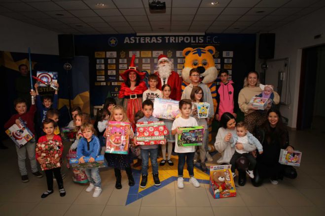 &Eta; &omicron;&iota;&kappa;&omicron;&gamma;έ&nu;&epsilon;&iota;&alpha; &tau;&omicron;&upsilon; &Alpha;&sigma;&tau;έ&rho;&alpha; ... &mu;&epsilon;&gamma;&alpha;&lambda;ώ&nu;&epsilon;&iota;! (vd)