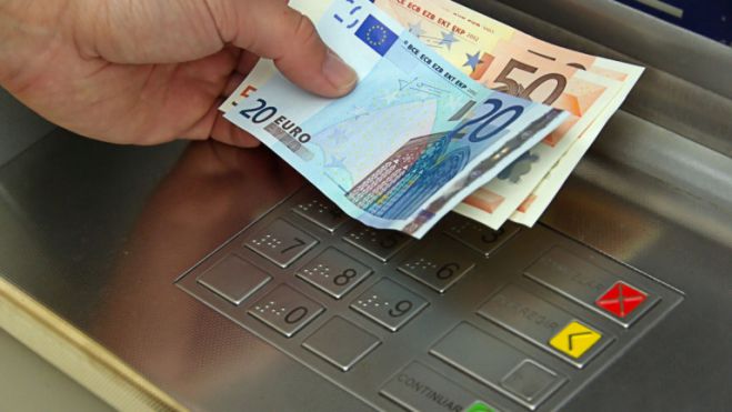 &Sigma;&upsilon;&nu;&tau;&alpha;&xi;&iota;&omicron;ύ&chi;&omicron;&iota; | &Tau;&omicron;&nu; &Delta;&epsilon;&kappa;έ&mu;&beta;&rho;&iota;&omicron; &eta; έ&kappa;&tau;&alpha;&kappa;&tau;&eta; &omicron;&iota;&kappa;&omicron;&nu;&omicron;&mu;&iota;&kappa;ή &epsilon;&nu;ί&sigma;&chi;&upsilon;&sigma;&eta; 100 &ndash; 200&euro; &mu;&epsilon; &pi;&rho;&omicron;&sigma;&omega;&pi;&iota;&kappa;ή &delta;&iota;&alpha;&phi;&omicron;&rho;ά