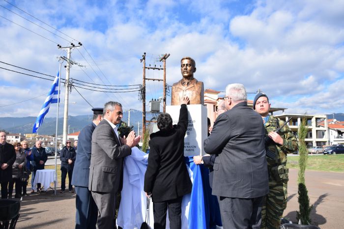 Τρίπολη | Συγκίνηση στα αποκαλυπτήρια της προτομής του αδικοχαμένου Μάριου - Μιχαήλ Τουρούτσικα (εικόνες - βίντεο)