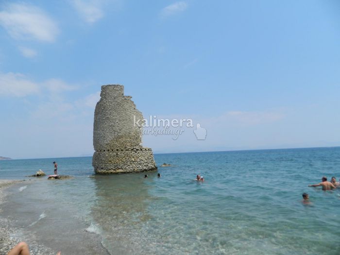 &Alpha;&rho;&kappa;&alpha;&delta;ί&alpha; | &Beta;&omicron;&upsilon;&tau;ή&xi;&tau;&epsilon; &sigma;&tau;&iota;&sigmaf; &pi;&alpha;&rho;&alpha;&lambda;ί&epsilon;&sigmaf; &mu;&epsilon; &tau;&alpha; &pi;&epsilon;&nu;&tau;&alpha;&kappa;ά&theta;&alpha;&rho;&alpha; &nu;&epsilon;&rho;ά - Ό&lambda;&eta; &eta; &lambda;ί&sigma;&tau;&alpha;!