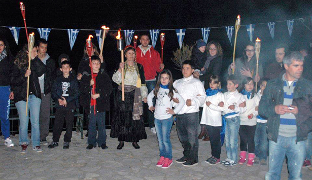 &Gamma;&upsilon;&nu;&alpha;ί&kappa;&epsilon;&sigmaf; &tau;&eta;&sigmaf; &Delta;&eta;&mu;&eta;&tau;&sigma;ά&nu;&alpha;&sigmaf; &alpha;&nu;&alpha;&beta;ί&omega;&sigma;&alpha;&nu; &tau;&omicron; έ&theta;&iota;&mu;&omicron; &tau;&omega;&nu; &Lambda;&alpha;&mu;&pi;&alpha;&delta;&eta;&delta;&rho;&omicron;&mu;&iota;ώ&nu; &kappa;&alpha;&iota; έ&zeta;&eta;&sigma;&alpha;&nu; &laquo;&Alpha;&nu;ά&sigma;&tau;&alpha;&sigma;&eta; &tau;&omicron;&upsilon; Έ&theta;&nu;&omicron;&upsilon;&sigmaf;&raquo; (&epsilon;&iota;&kappa;ό&nu;&epsilon;&sigmaf;)!