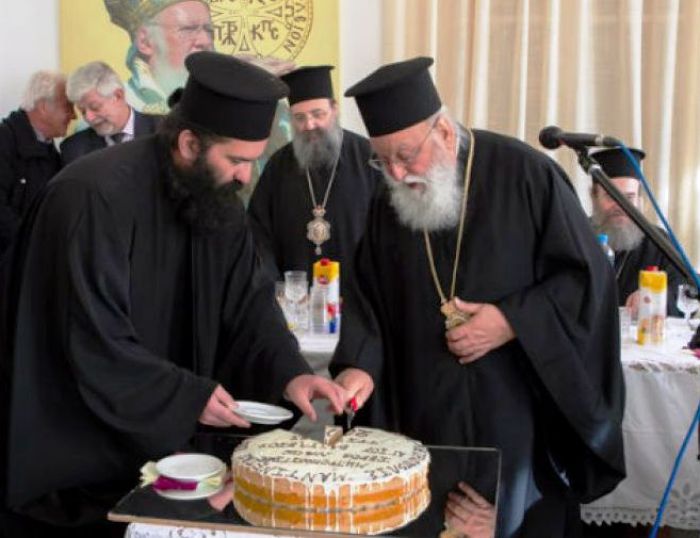 &Tau;&rho;ί&pi;&omicron;&lambda;&eta; | &Kappa;&omicron;&pi;ή &pi;ί&tau;&alpha;&sigmaf; &mu;&epsilon; &lambda;&alpha;&chi;&epsilon;&iota;&omicron;&phi;ό&rho;&omicron; &gamma;&iota;&alpha; &nu;&alpha; &sigma;&upsilon;&nu;&epsilon;&chi;&iota;&sigma;&tau;&omicron;ύ&nu; &tau;&alpha; έ&rho;&gamma;&alpha; &sigma;&tau;&omicron;&nu; &Mu;&eta;&tau;&rho;&omicron;&pi;&omicron;&lambda;&iota;&tau;&iota;&kappa;ό &Nu;&alpha;ό