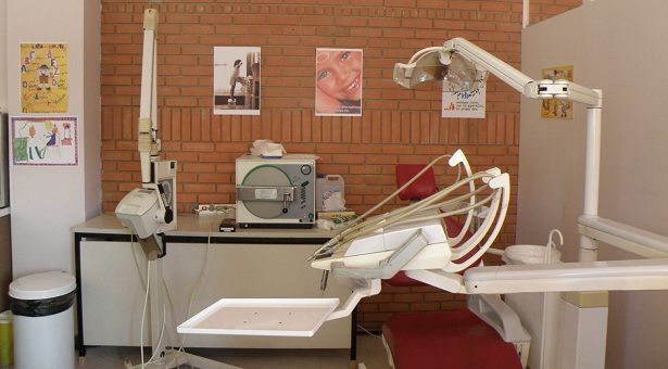 &Xi;&epsilon;&kappa;&iota;&nu;ά &eta; &lambda;&epsilon;&iota;&tau;&omicron;&upsilon;&rho;&gamma;ί&alpha; &kappa;&omicron;&iota;&nu;&omega;&nu;&iota;&kappa;&omicron;ύ &iota;&alpha;&tau;&rho;&epsilon;ί&omicron;&upsilon; &sigma;&tau;&eta;&nu; &Tau;&rho;ί&pi;&omicron;&lambda;&eta;! &Pi;&omicron;&iota;&omicron;&iota; &theta;&alpha; έ&chi;&omicron;&upsilon;&nu; &pi;&rho;ό&sigma;&beta;&alpha;&sigma;&eta;