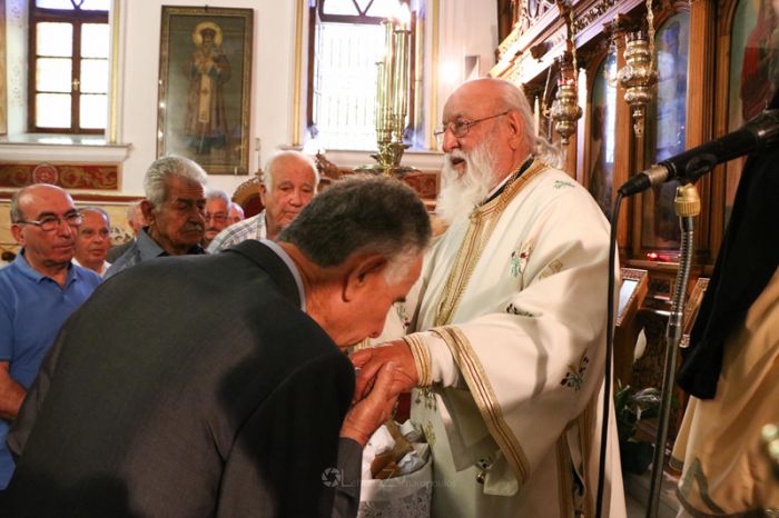 Πολυαρχιερατική Θεία Λειτουργία και μνημόσυνο υπέρ αναπαύσεως των ψυχών στο χωριό Πάπαρι (εικόνες)