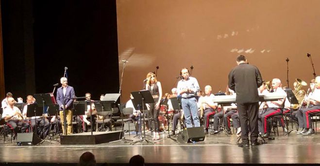 &Eta; &Phi;&iota;&lambda;&alpha;&rho;&mu;&omicron;&nu;&iota;&kappa;ή &Delta;ή&mu;&omicron;&upsilon; &Tau;&rho;ί&pi;&omicron;&lambda;&eta;&sigmaf; έ&pi;&alpha;&iota;&xi;&epsilon; &sigma;&tau;&omicron; &Mu;έ&gamma;&alpha;&rho;&omicron; &Mu;&omicron;&upsilon;&sigma;&iota;&kappa;ή&sigmaf; &Alpha;&theta;&eta;&nu;ώ&nu;!&nbsp;(vd)