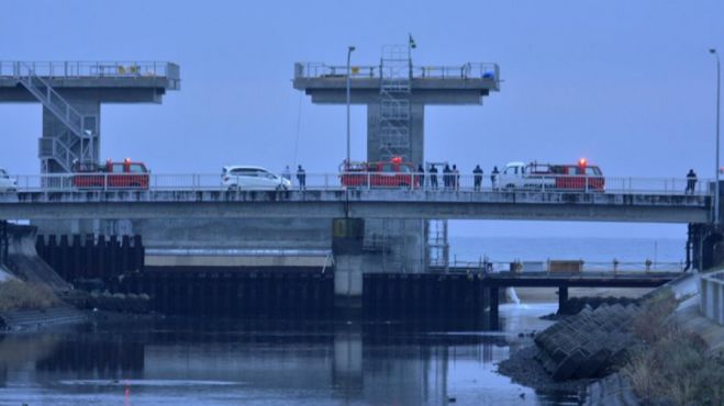 Ανατριχιαστικό βίντεο: Η στιγμή που ο σεισμός των 7,4 Ρίχτερ χτυπά την Ιαπωνία!