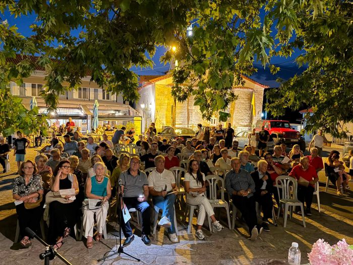 &Lambda;&epsilon;&upsilon;&kappa;&omicron;&chi;ώ&rho;&iota; &Gamma;&omicron;&rho;&tau;&upsilon;&nu;ί&alpha;&sigmaf; | &Mu;&iota;&alpha; ό&mu;&omicron;&rho;&phi;&eta; &beta;&rho;&alpha;&delta;&iota;ά &alpha;&phi;&iota;&epsilon;&rho;&omega;&mu;έ&nu;&eta; &sigma;&tau;&eta; &Gamma;&Upsilon;&Nu;&Alpha;&Iota;&Kappa;&Alpha;, &gamma;&epsilon;&mu;ά&tau;&eta; &mu;&omicron;&upsilon;&sigma;&iota;&kappa;ή, &pi;&alpha;&rho;ά&delta;&omicron;&sigma;&eta; &kappa;&alpha;&iota; &sigma;&upsilon;&nu;&alpha;ί&sigma;&theta;&eta;&mu;&alpha;&hellip; (&epsilon;&iota;&kappa;ό&nu;&epsilon;&sigmaf;)