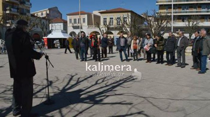 &Nu;&alpha; &epsilon;&pi;&iota;&sigma;&tau;&rho;&alpha;&phi;&epsilon;ί &tau;&omicron; &delta;ώ&rho;&omicron; &tau;&omicron;&upsilon; &Pi;ά&sigma;&chi;&alpha; &zeta;&eta;&tau;&omicron;ύ&nu; &sigma;&upsilon;&nu;&tau;&alpha;&xi;&iota;&omicron;ύ&chi;&omicron;&iota; &alpha;&pi;ό &tau;&eta;&nu; &Tau;&rho;ί&pi;&omicron;&lambda;&eta; (vd)!