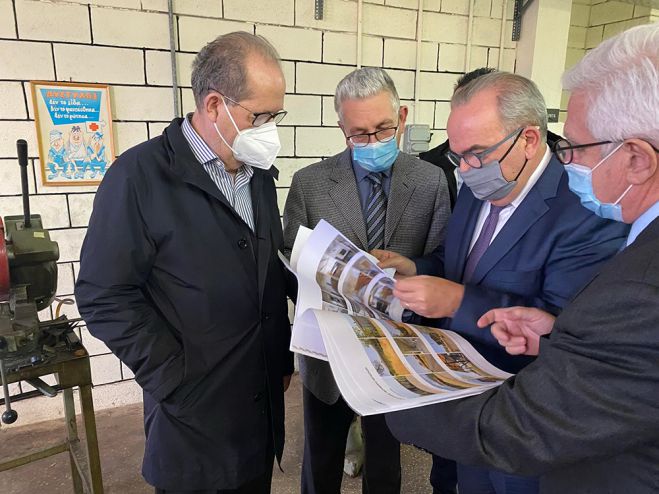 &Pi;&alpha;&pi;&alpha;&theta;&alpha;&nu;ά&sigma;&eta;&sigmaf; &alpha;&pi;ό &tau;&eta;&nu; &Tau;&rho;ί&pi;&omicron;&lambda;&eta;: "&Upsilon;&psi;&eta;&lambda;ό&tau;&epsilon;&rho;&alpha; &kappa;ί&nu;&eta;&tau;&rho;&alpha; &gamma;&iota;&alpha; &epsilon;&pi;&epsilon;&nu;&delta;ύ&sigma;&epsilon;&iota;&sigmaf; &sigma;&tau;&eta;&nu; &Mu;&epsilon;&gamma;&alpha;&lambda;ό&pi;&omicron;&lambda;&eta;"