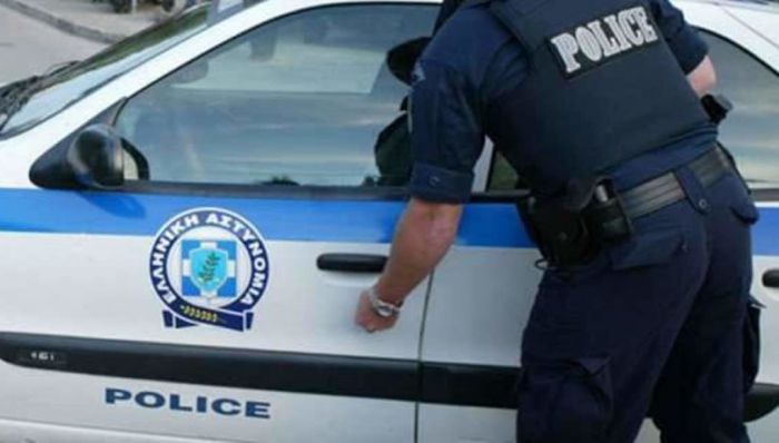Συλλήψεις στην Κορινθία για ναρκωτικά και πλαστογραφία