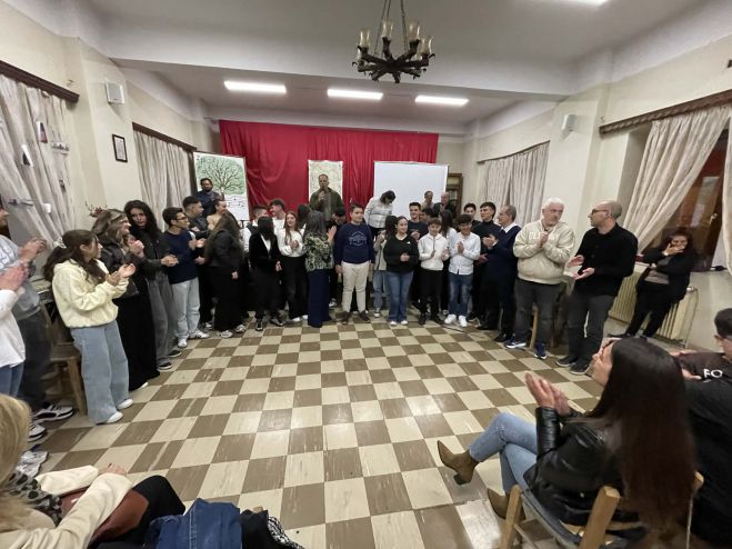 &Pi;&alpha;&rho;&omicron;&upsilon;&sigma;ί&alpha;&sigma;&eta; &pi;&epsilon;&rho;&iota;&beta;&alpha;&lambda;&lambda;&omicron;&nu;&tau;&iota;&kappa;&omicron;ύ &pi;&rho;&omicron;&gamma;&rho;ά&mu;&mu;&alpha;&tau;&omicron;&sigmaf; &laquo;&Pi;&rho;&epsilon;&sigma;&beta;&epsilon;ύ&omicron;&mu;&epsilon;&nu; &Gamma;&omicron;&rho;&tau;&upsilon;&nu;ί&alpha;&nu;&raquo; &kappa;&alpha;&iota; &tau;&rho;&alpha;&gamma;&omicron;&upsilon;&delta;&iota;&omicron;ύ &gamma;&iota;&alpha; &tau;&eta;&nu; &Kappa;ά&tau;&omega; &Gamma;&omicron;&rho;&tau;&upsilon;&nu;ί&alpha; &alpha;&pi;ό &tau;&omicron; &Gamma;&upsilon;&mu;&nu;ά&sigma;&iota;&omicron; &kappa;&alpha;&iota; &Lambda;ύ&kappa;&epsilon;&iota;&omicron; &Tau;&rho;&omicron;&pi;&alpha;ί&omega;&nu;