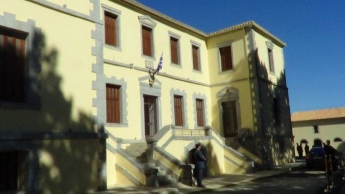 &Beta;&upsilon;&tau;ί&nu;&alpha; - &Eta;&mu;&epsilon;&rho;ί&delta;&alpha; &mu;&epsilon; &theta;έ&mu;&alpha; &laquo;&Gamma;&eta;&gamma;&epsilon;&nu;&epsilon;ί&sigmaf; &pi;&omicron;&iota;&kappa;&iota;&lambda;ί&epsilon;&sigmaf; &alpha;&mu;&pi;έ&lambda;&omicron;&upsilon;&ndash; &Alpha;&rho;&omega;&mu;&alpha;&tau;&iota;&kappa;ά &phi;&upsilon;&tau;ά&raquo;