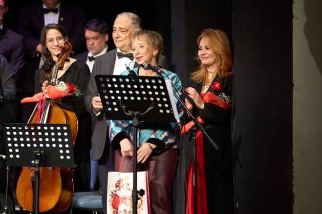 &Chi;&omicron;&rho;&omega;&delta;ί&alpha; &Omicron;&rho;&phi;έ&alpha;&sigmaf; &Tau;&rho;ί&pi;&omicron;&lambda;&eta;&sigmaf; | "&Epsilon;&upsilon;&chi;&alpha;&rho;&iota;&sigma;&tau;ώ" &sigma;&epsilon; &Kappa;&alpha;&rho;&omicron;ύ&nu;&tau;&zeta;&omicron;&upsilon;, "&kappa;&alpha;&lambda;ή &epsilon;&pi;&iota;&tau;&upsilon;&chi;ί&alpha;" &sigma;&epsilon; &Phi;&rho;ά&gamma;&kappa;&omicron;&upsilon;