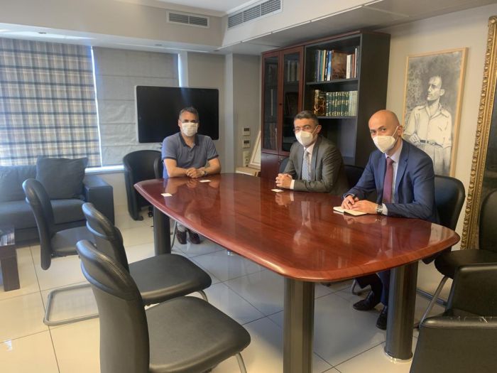 &Mu;&epsilon; &tau;&omicron;&nu; &Delta;ή&mu;&alpha;&rho;&chi;&omicron; &Tau;&rho;ί&pi;&omicron;&lambda;&eta;&sigmaf; &sigma;&upsilon;&nu;&alpha;&nu;&tau;ή&theta;&eta;&kappa;&epsilon; &omicron; &Pi;&rho;έ&sigma;&beta;&eta;&sigmaf; &tau;&omicron;&upsilon; &Alpha;&zeta;&epsilon;&rho;&mu;&pi;&alpha;ϊ&tau;&zeta;ά&nu; &kappa;. Anar Huseynov