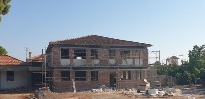 &Delta;&iota;&alpha;&gamma;&omega;&nu;&iota;&sigma;&mu;ό&sigmaf; &gamma;&iota;&alpha; &tau;&eta; &mu;&epsilon;&tau;&alpha;&tau;&rho;&omicron;&pi;ή &tau;&omicron;&upsilon; &Delta;&eta;&mu;&omicron;&tau;&iota;&kappa;&omicron;ύ &Sigma;&chi;&omicron;&lambda;&epsilon;ί&omicron;&upsilon; &Mu;&epsilon;&lambda;&iota;&gamma;&omicron;ύ&sigmaf; &sigma;&epsilon; &Pi;&omicron;&lambda;&upsilon;&chi;ώ&rho;&omicron; &Delta;&rho;&alpha;&sigma;&tau;&eta;&rho;&iota;&omicron;&tau;ή&tau;&omega;&nu;