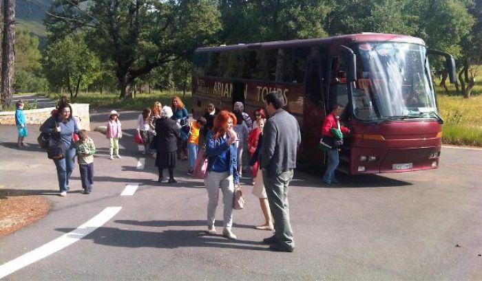 &Epsilon;&upsilon;&chi;&alpha;&rho;&iota;&sigma;&tau;ή&rho;&iota;&omicron; &alpha;&pi;ό &tau;&eta; &Mu;&eta;&tau;&rho;ό&pi;&omicron;&lambda;&eta; &Mu;&alpha;&nu;&tau;&iota;&nu;&epsilon;ί&alpha;&sigmaf; &sigma;&tau;&omicron; &Kappa;&Tau;&Epsilon;&Lambda;