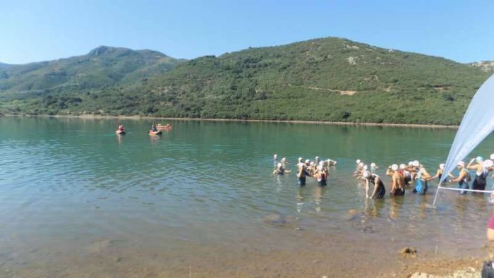 &Gamma;&iota;&alpha; 4&eta; &chi;&rho;&omicron;&nu;&iota;ά &Omicron;&rho;&epsilon;&iota;&nu;ό &Tau;&rho;ί&alpha;&theta;&lambda;&omicron; &sigma;&tau;&eta; &lambda;ί&mu;&nu;&eta; &Lambda;ά&delta;&omega;&nu;&alpha;! (&epsilon;&iota;&kappa;ό&nu;&epsilon;&sigmaf;)