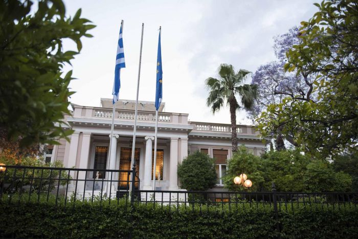 &Sigma;&kappa;&omicron;&pi;&iota;&alpha;&nu;ή &mu;&epsilon;&tau;&alpha;&chi;&rho;&omicron;&nu;&omicron;&lambda;&omicron;&gamma;&eta;&mu;έ&nu;&eta; (&alpha;&kappa;ά&lambda;&upsilon;&pi;&tau;&eta;) &epsilon;&pi;&iota;&tau;&alpha;&gamma;ή &sigma;&upsilon;&zeta;&eta;&tau;ά &eta; &kappa;&upsilon;&beta;έ&rho;&nu;&eta;&sigma;&eta; &kappa;&alpha;&iota; &epsilon;&kappa;&lambda;&omicron;&gamma;&iota;&kappa;έ&sigmaf; &rho;&upsilon;&theta;&mu;ί&sigma;&epsilon;&iota;&sigmaf; &mu;ό&nu;&omicron; &mu;&epsilon; &gamma;&nu;ώ&mu;&omicron;&nu;&alpha; &tau;&omicron; &kappa;&omicron;&mu;&mu;&alpha;&tau;&iota;&kappa;ό &tau;&eta;&sigmaf; &sigma;&upsilon;&mu;&phi;έ&rho;&omicron;&nu;