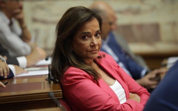 &Eta; &Nu;&tau;ό&rho;&alpha; &Mu;&pi;&alpha;&kappa;&omicron;&gamma;&iota;ά&nu;&nu;&eta; &delta;&iota;&alpha;&gamma;&nu;ώ&sigma;&tau;&eta;&kappa;&epsilon; &mu;&epsilon; &kappa;&alpha;&rho;&kappa;ί&nu;&omicron;