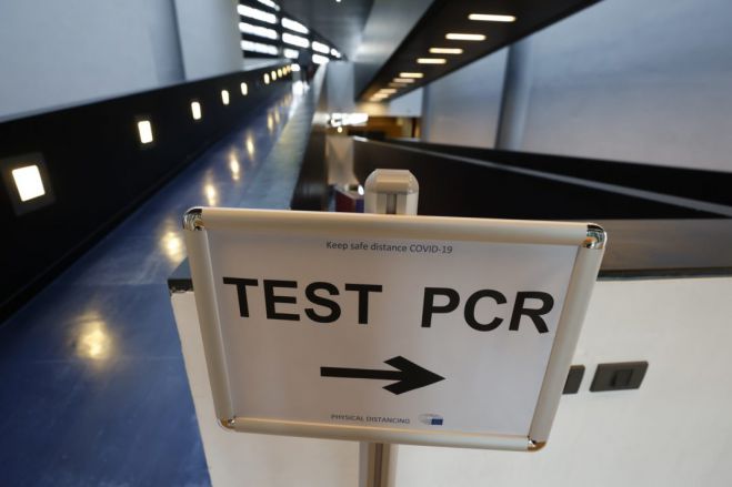 Μειώνεται κοντά στα 50 ευρώ η τιμή του μοριακού τεστ (PCR)