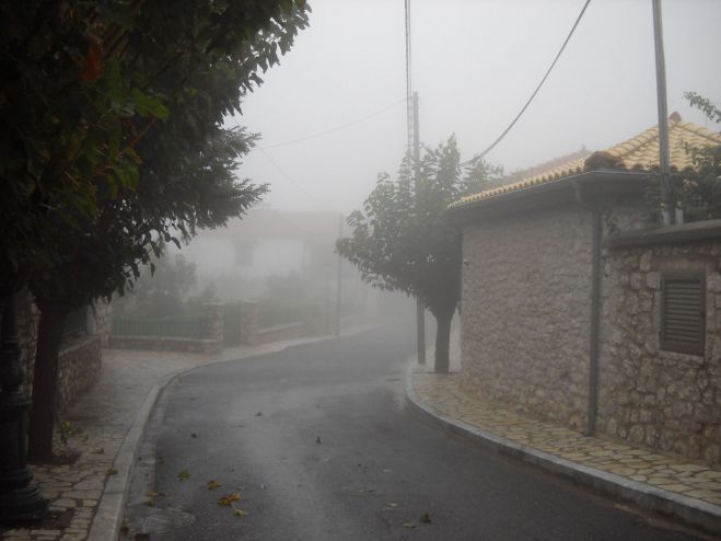 &Epsilon;&lambda;&lambda;&eta;&nu;&iota;&kappa;ό &Alpha;&rho;&kappa;&alpha;&delta;ί&alpha;&sigmaf;: &Tau;&omicron;&pi;ί&omicron; &sigma;&tau;&eta;&nu; ... &omicron;&mu;ί&chi;&lambda;&eta;! (&epsilon;&iota;&kappa;ό&nu;&epsilon;&sigmaf;)