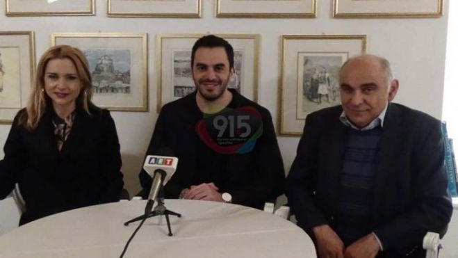 &Gamma;&rho;&alpha;&mu;&mu;&alpha;&tau;έ&alpha;&sigmaf; &Kappa;&Iota;&Nu;.&Alpha;&Lambda;.: "&Delta;&epsilon;&nu; έ&chi;&omicron;&upsilon;&mu;&epsilon; &alpha;&pi;&omicron;&phi;&alpha;&sigma;ί&sigma;&epsilon;&iota; &nu;&alpha; &sigma;&tau;&eta;&rho;ί&xi;&omicron;&upsilon;&mu;&epsilon; &sigma;&upsilon;&gamma;&kappa;&epsilon;&kappa;&rho;&iota;&mu;έ&nu;&omicron; &upsilon;&pi;&omicron;&psi;ή&phi;&iota;&omicron; &Delta;ή&mu;&alpha;&rho;&chi;&omicron; &sigma;&tau;&eta;&nu; &Tau;&rho;ί&pi;&omicron;&lambda;&eta;" (vd)