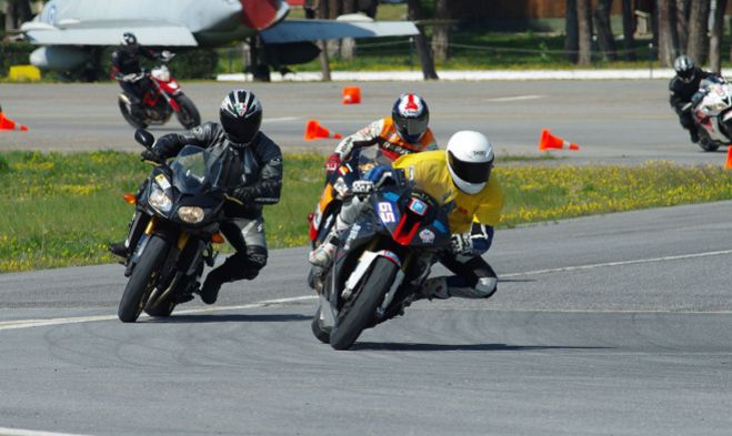 Επιτυχημένη η πρώτη προπόνηση μοτοσικλέτας ταχύτητας στην Τρίπολη (vd)