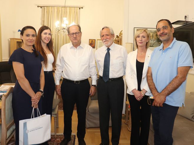 &Sigma;&tau;&eta;&nu; &Tau;&rho;ί&pi;&omicron;&lambda;&eta; &omicron; &Pi;&rho;ό&epsilon;&delta;&rho;&omicron;&sigmaf; &tau;o&upsilon; &omicron;&rho;&gamma;&alpha;&nu;&iota;&sigma;&mu;&omicron;ύ Special Olympics!