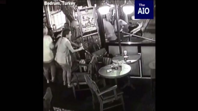 Σεισμός – Τρόμος! Η στιγμή που &quot;χτυπά&quot; ο Εγκέλαδος (vd)