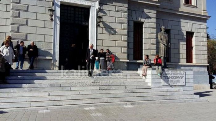 &Pi;&alpha;&nu;&epsilon;&lambda;&lambda;&alpha;&delta;&iota;&kappa;έ&sigmaf; | &Omicron;&iota; &nu;έ&omicron;&iota; &phi;&omicron;&iota;&tau;&eta;&tau;έ&sigmaf; &Nu;&omicron;&mu;&iota;&kappa;ή&sigmaf; &alpha;&pi;ό &tau;&eta;&nu; &Alpha;&rho;&kappa;&alpha;&delta;ί&alpha; (&Omicron;&Nu;&Omicron;&Mu;&Alpha;&Tau;&Alpha;)