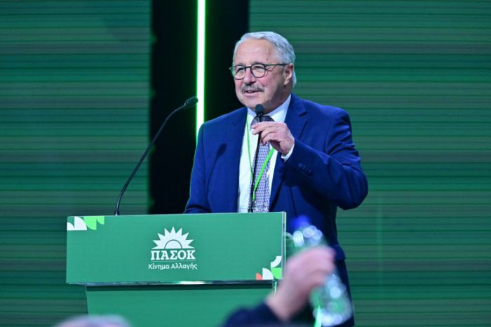 &Mu;&alpha;&nu;&iota;ά&tau;&eta;&sigmaf;: "&Tau;&omicron; &phi;&upsilon;&sigma;&iota;&kappa;ό &alpha;έ&rho;&iota;&omicron; &pi;&omicron;&upsilon; έ&chi;&omicron;&upsilon;&mu;&epsilon; &mu;&pi;&omicron;&rho;&epsilon;ί &nu;&alpha; &mu;&alpha;&sigmaf; &delta;ώ&sigma;&epsilon;&iota; 60-70 &delta;&iota;&sigma;. &epsilon;&upsilon;&rho;ώ &tau;&alpha; &epsilon;&pi;ό&mu;&epsilon;&nu;&alpha; 20-25 &chi;&rho;ό&nu;&iota;&alpha;"