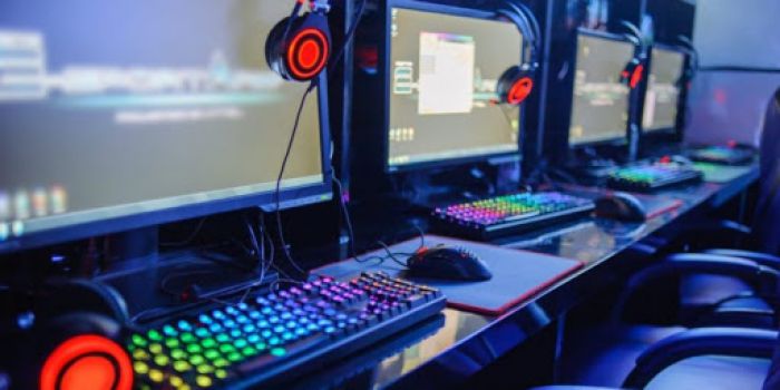 Πότε ανοίγουν internet cafe και γυμναστήρια!