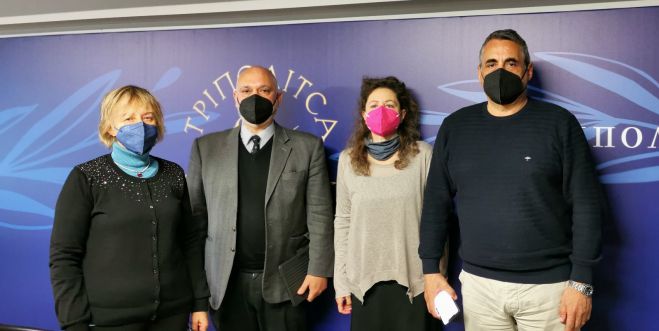 &Tau;&zeta;&iota;&omicron;ύ&mu;&eta;&sigmaf;: &laquo;&Eta; &chi;&rho;ή&sigma;&eta; &tau;&omicron;&upsilon; &pi;&omicron;&delta;&eta;&lambda;ά&tau;&omicron;&upsilon; &kappa;&alpha;&iota; &epsilon;&iota;&delta;&iota;&kappa;ά &tau;&omicron;&upsilon; &eta;&lambda;&epsilon;&kappa;&tau;&rho;&iota;&kappa;&omicron;ύ &pi;&omicron;&delta;&eta;&lambda;ά&tau;&omicron;&upsilon;, &theta;&alpha; &delta;&iota;&epsilon;&upsilon;&kappa;&omicron;&lambda;ύ&nu;&epsilon;&iota; &pi;&epsilon;&rho;&iota;&sigma;&sigma;ό&tau;&epsilon;&rho;&omicron; &tau;&eta;&nu; &kappa;&upsilon;&kappa;&lambda;&omicron;&phi;&omicron;&rho;ί&alpha; &mu;έ&sigma;&alpha; &sigma;&tau;&eta;&nu; &pi;ό&lambda;&eta;&raquo;