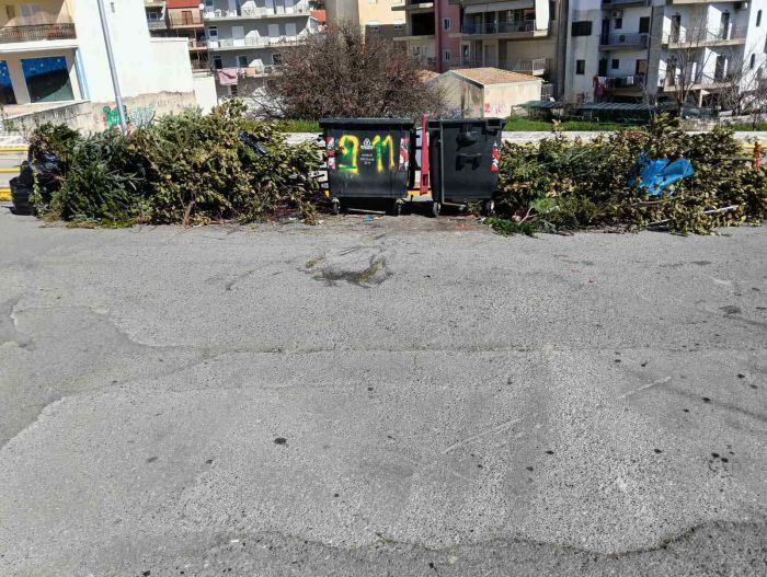 &Pi;&rho;ό&sigma;&tau;&iota;&mu;&omicron; 200 &epsilon;&upsilon;&rho;ώ &sigma;&epsilon; &kappa;ά&tau;&omicron;&iota;&kappa;&omicron; &tau;&eta;&sigmaf; &Tau;&rho;ί&pi;&omicron;&lambda;&eta;&sigmaf; &gamma;&iota;&alpha; &mu;&epsilon;&gamma;ά&lambda;&omicron; ό&gamma;&kappa;&omicron; &xi;&epsilon;&rho;ώ&nu; &kappa;&lambda;&alpha;&delta;&iota;ώ&nu; &sigma;&tau;&eta; &Lambda;&epsilon;&omega;&phi;ό&rho;&omicron; &Omicron;&Eta;&Epsilon;