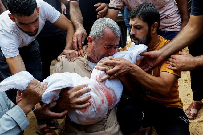Πόλεμος Ισραήλ – Χαμάς | Η Γάζα ισοπεδώνεται – Συγκλονιστικές φωτογραφίες αποτυπώνουν τη φρίκη