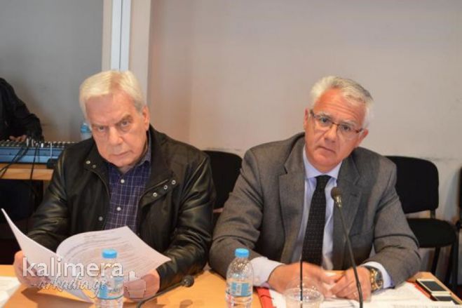 Σμυρνιώτης: «Να λέμε ότι θα διώξουμε τις κεραίες, επειδή το αποφάσισε το συμβούλιο, είναι λαϊκισμός»