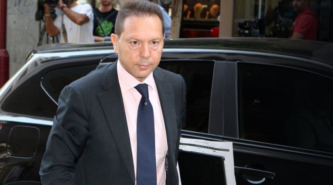 Έφοδος Εισαγγελέων στο σπίτι του Στουρνάρα!