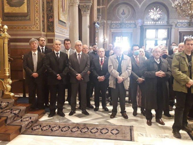 &Lambda;&alpha;&mu;&pi;&rho;ό&pi;&omicron;&upsilon;&lambda;&omicron;&sigmaf;: &laquo;&Omicron; &Epsilon;&theta;&nu;&omicron;&mu;ά&rho;&tau;&upsilon;&rho;&alpha;&sigmaf; &Pi;&alpha;&tau;&rho;&iota;ά&rho;&chi;&eta;&sigmaf; &Gamma;&rho;&eta;&gamma;ό&rho;&iota;&omicron;&sigmaf; &omicron; &Epsilon;&rsquo; ή&tau;&alpha;&nu; &kappa;&alpha;&iota; έ&nu;&alpha;&sigmaf; ά&nu;&theta;&rho;&omega;&pi;&omicron;&sigmaf;-&pi;&rho;ό&tau;&upsilon;&pi;&omicron; ή&theta;&omicron;&upsilon;&sigmaf; &gamma;&iota;&alpha; &kappa;&lambda;ή&rho;&omicron; &kappa;&alpha;&iota; &lambda;&alpha;ό&raquo;