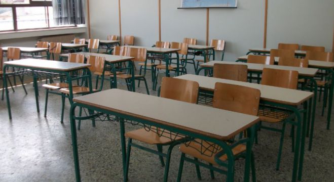 &Sigma;&chi;&omicron;&lambda;&epsilon;ί&alpha; | &Pi;ό&tau;&epsilon; &kappa;&lambda;&epsilon;ί&nu;&omicron;&upsilon;&nu; &gamma;&iota;&alpha; &tau;&iota;&sigmaf; &epsilon;&kappa;&lambda;&omicron;&gamma;έ&sigmaf; &tau;&eta;&sigmaf; 21&eta;&sigmaf; &Mu;άϊ&omicron;&upsilon;!