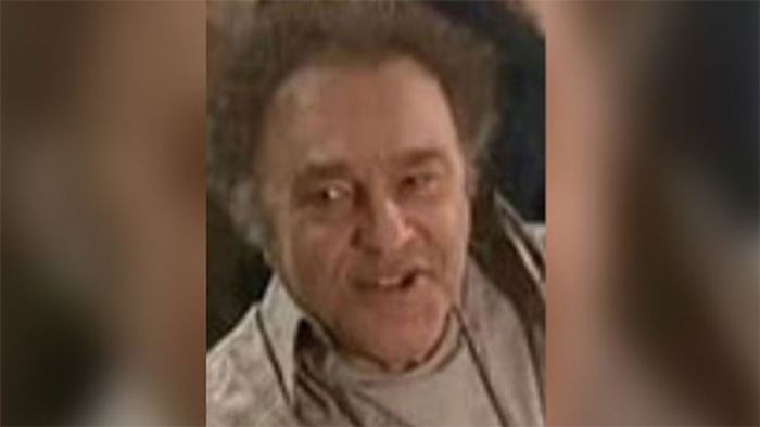 &Pi;έ&theta;&alpha;&nu;&epsilon; &omicron; &eta;&theta;&omicron;&pi;&omicron;&iota;ό&sigmaf; &Rho;έ&nu;&omicron;&sigmaf; &Mu;ά&nu;&tau;&eta;&sigmaf;