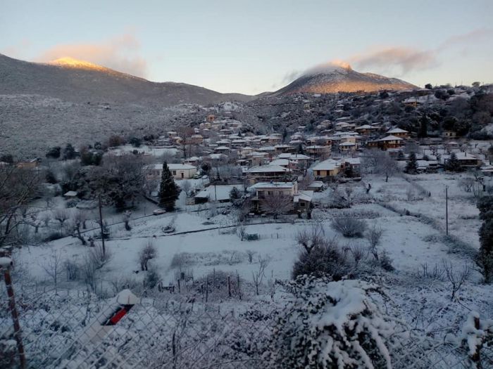 Χιόνια στο χωριό Τουρκολέκα! (εικόνες)