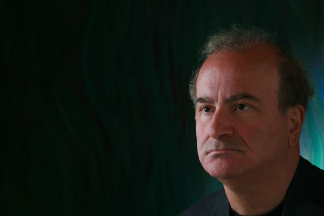 &Mu;&iota;&chi;ά&lambda;&eta;&sigmaf; &Chi;&alpha;&rho;&alpha;&lambda;&alpha;&mu;&pi;ί&delta;&eta;&sigmaf;: "&Eta; &gamma;&epsilon;&nu;&iota;ά &tau;&omicron;&upsilon; &Pi;&omicron;&lambda;&upsilon;&tau;&epsilon;&chi;&nu;&epsilon;ί&omicron;&upsilon;, &eta; &gamma;&epsilon;&nu;&iota;ά &tau;&eta;&sigmaf; &alpha;&phi;&omega;&nu;ί&alpha;&sigmaf;"