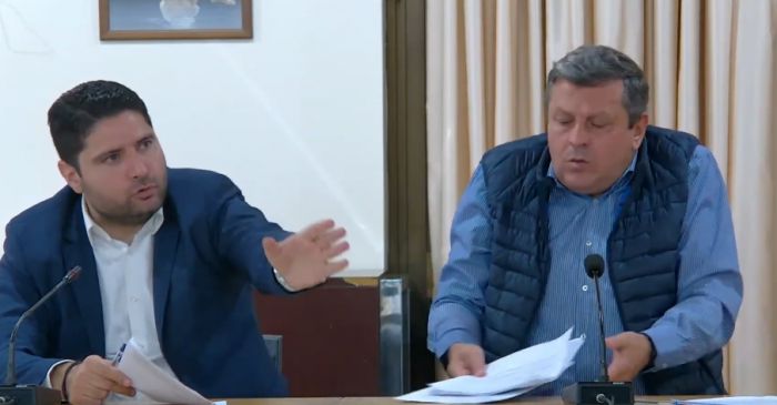 &Alpha;&delta;&iota;έ&xi;&omicron;&delta;&omicron; &kappa;&alpha;&iota; &alpha;&nu;&eta;&sigma;&upsilon;&chi;ί&alpha; &mu;&epsilon;&tau;ά &tau;&eta;&nu; &alpha;&pi;ό&phi;&alpha;&sigma;&eta; &nu;&alpha; &kappa;&lambda;&epsilon;ί&sigma;&omicron;&upsilon;&nu; &tau;&alpha; &Epsilon;&Lambda;&Tau;&Alpha; &sigma;&tau;&omicron; Ά&sigma;&tau;&rho;&omicron;&sigmaf; (vd)