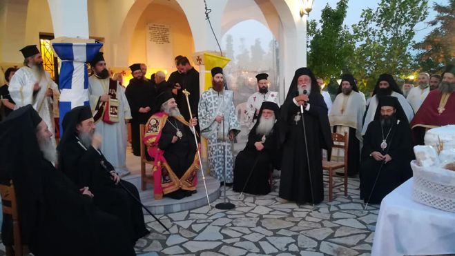 Εσπερινός για τα ονομαστήρια του Μητροπολίτη Αλέξανδρου (εικόνες)